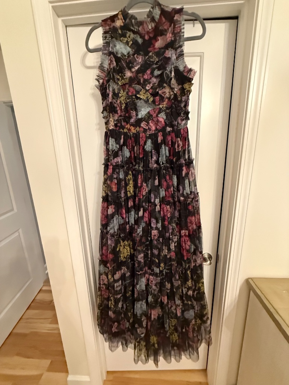 NWT “Let Me Be” Brand Maxi Dress Size Medium Style Jenny - Picture 3 of 9